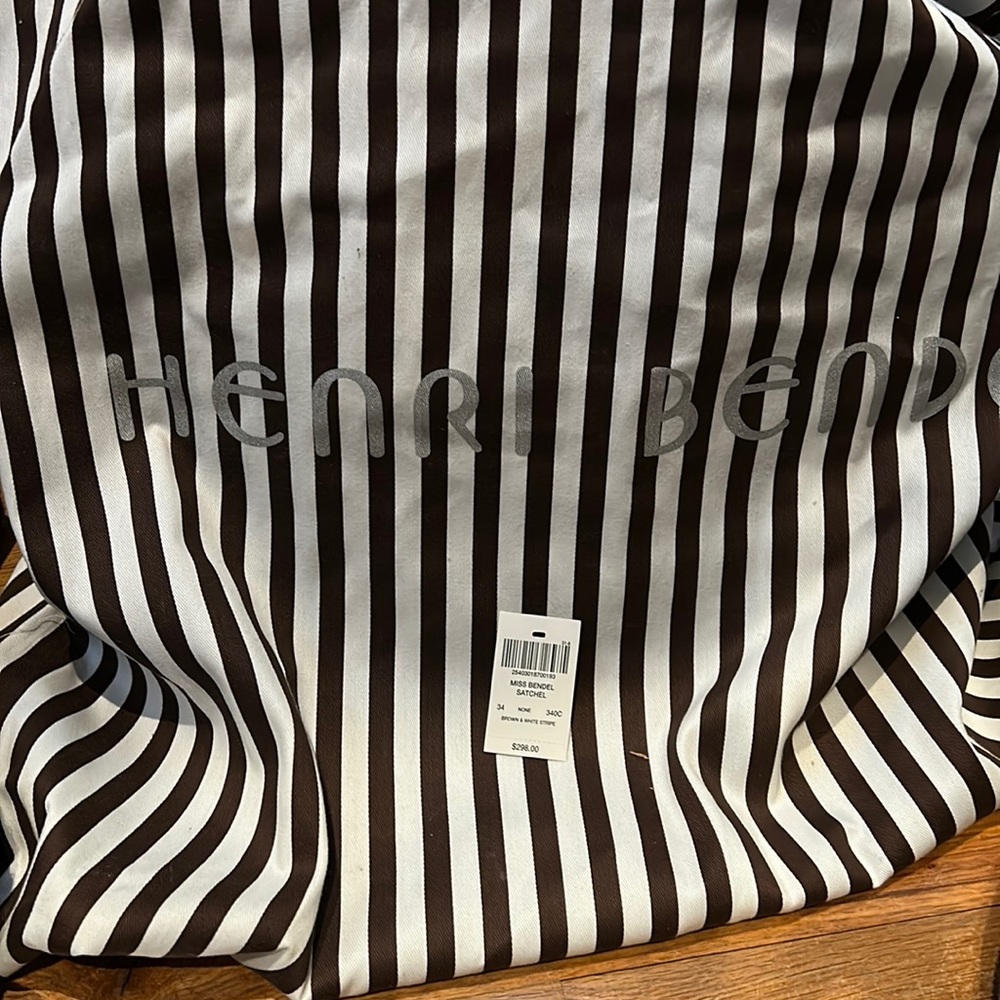 Henri Bendel satchel